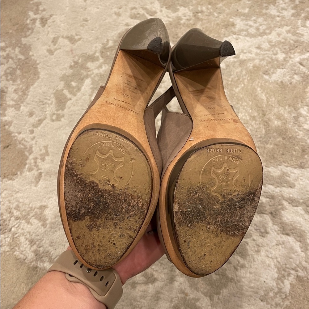 Burberry leather slingback high heel sandal size 39 - Picture 9 of 13